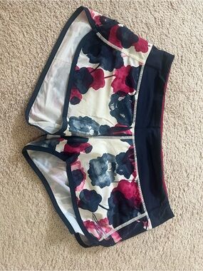 lululemon athletica Floral Speed up Shorts in Navy, White, and Pink